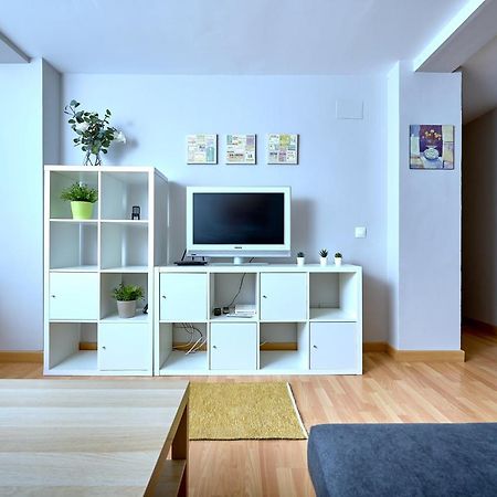 Holidays2Malaga Salitre 3 Bedroom Up To 7 People High Speed Wifi Luaran gambar