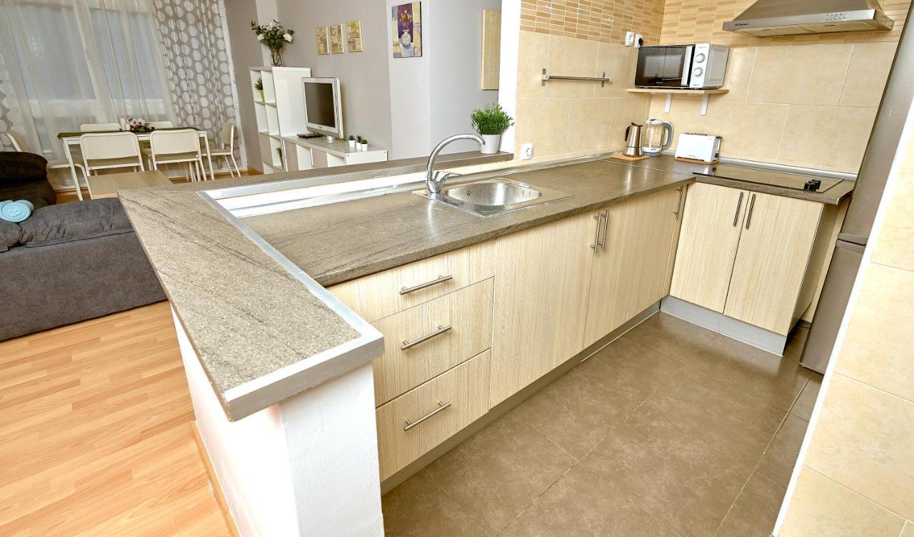Holidays2Malaga Salitre 3 Bedroom Up To 7 People High Speed Wifi Luaran gambar