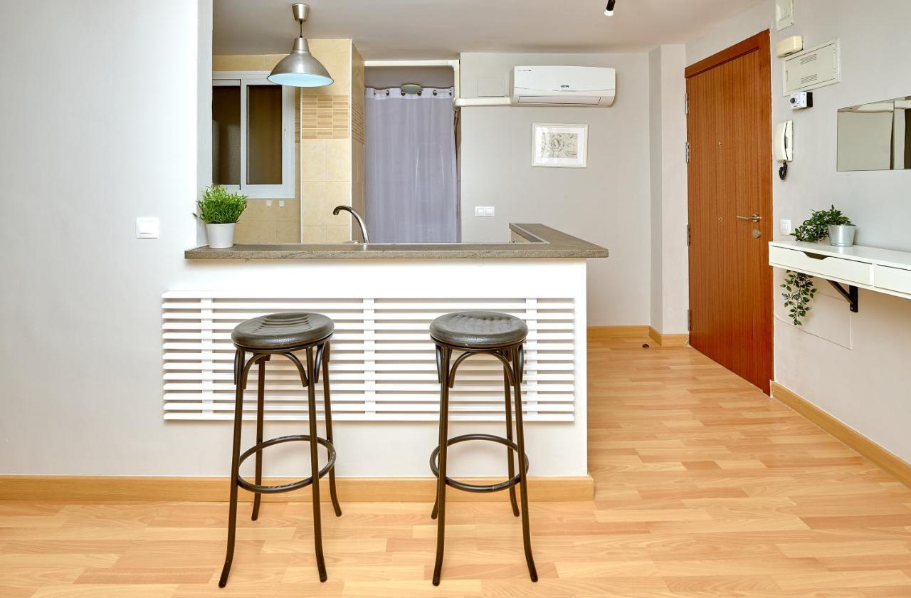 Holidays2Malaga Salitre 3 Bedroom Up To 7 People High Speed Wifi Luaran gambar
